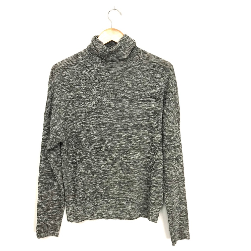 Moth Annona Marled Gray Turtleneck Sweater M A4